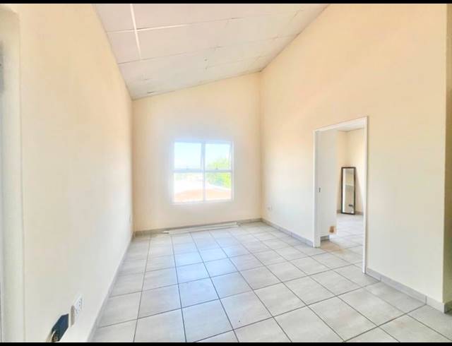 1 BEDROOM APARTMENT FOR SALE IN CHASE VALLEY